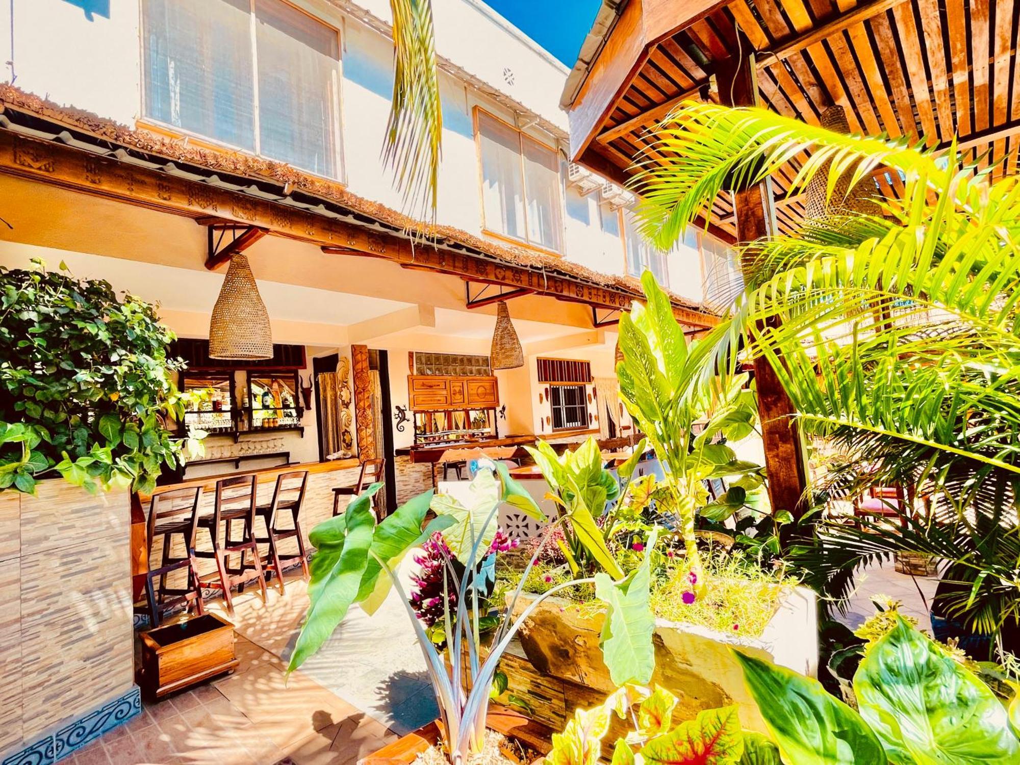 Le Nouvel Eden Hotel Toliara Exterior photo