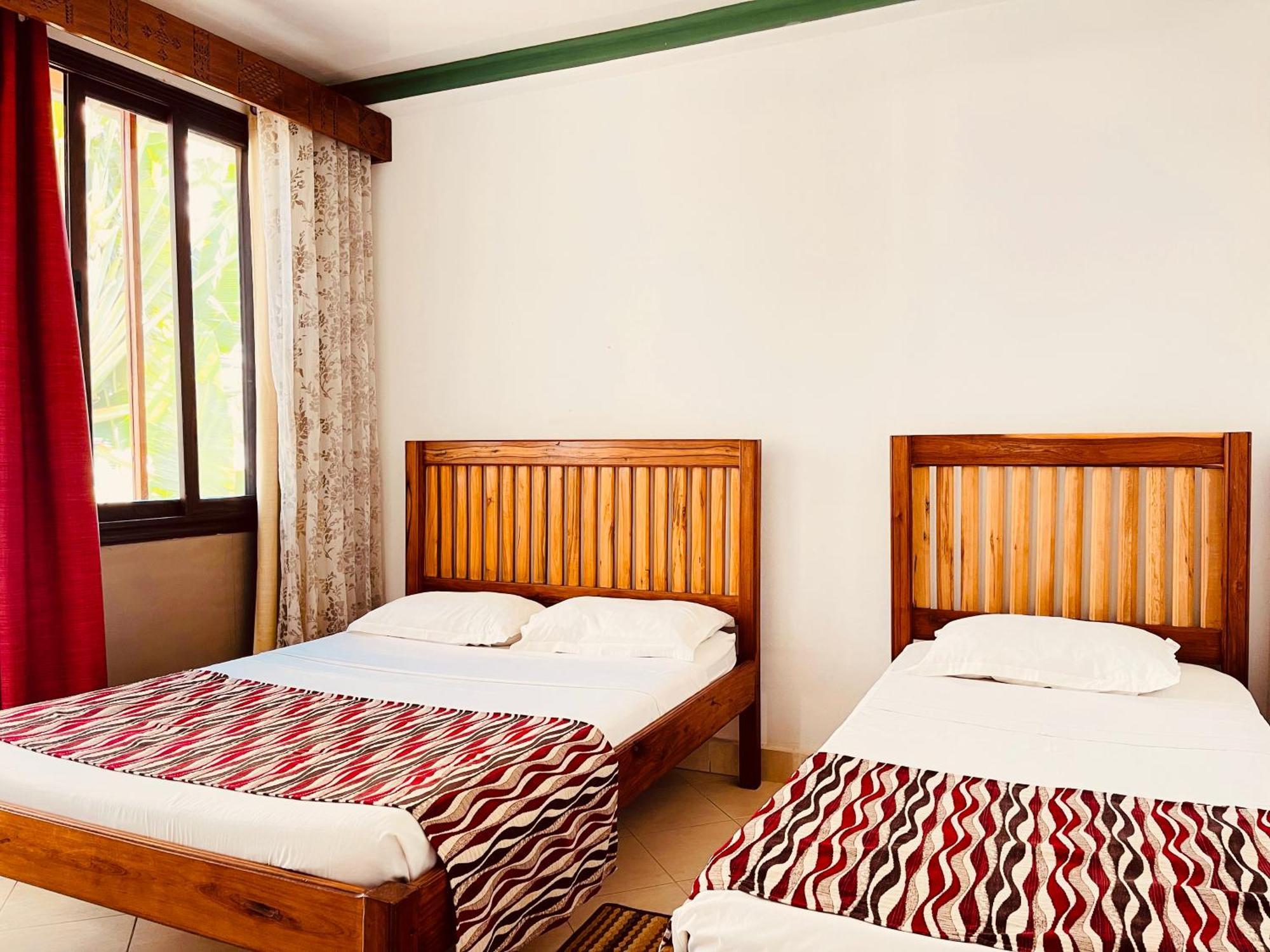 Le Nouvel Eden Hotel Toliara Exterior photo